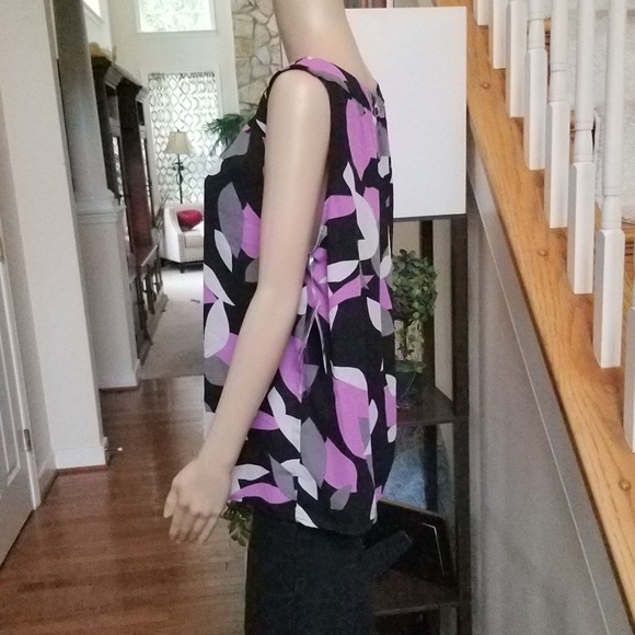 💚Nine West Sleeveless JewelNeck Blouse Top Size L - Picture 2 of 5